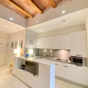 Appartement True Design In Heart Of Noble Bcn